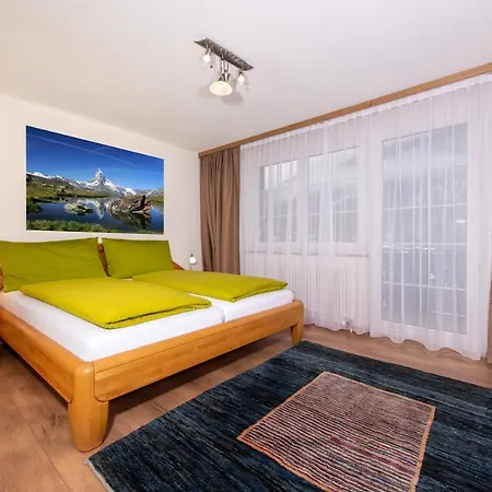 アパート アウラ ツェルマット